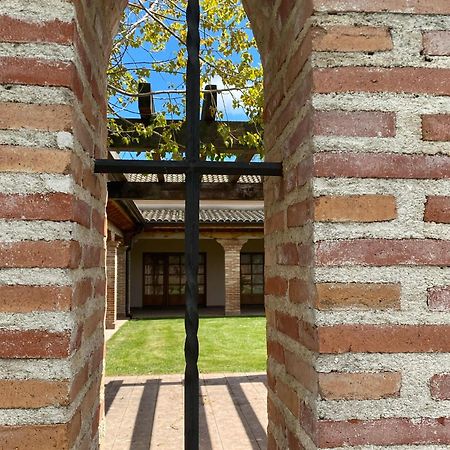 Casas Olmo Y Fresno Jardin Y Piscina A 17 Kilometros De Salamanca Exterior photo